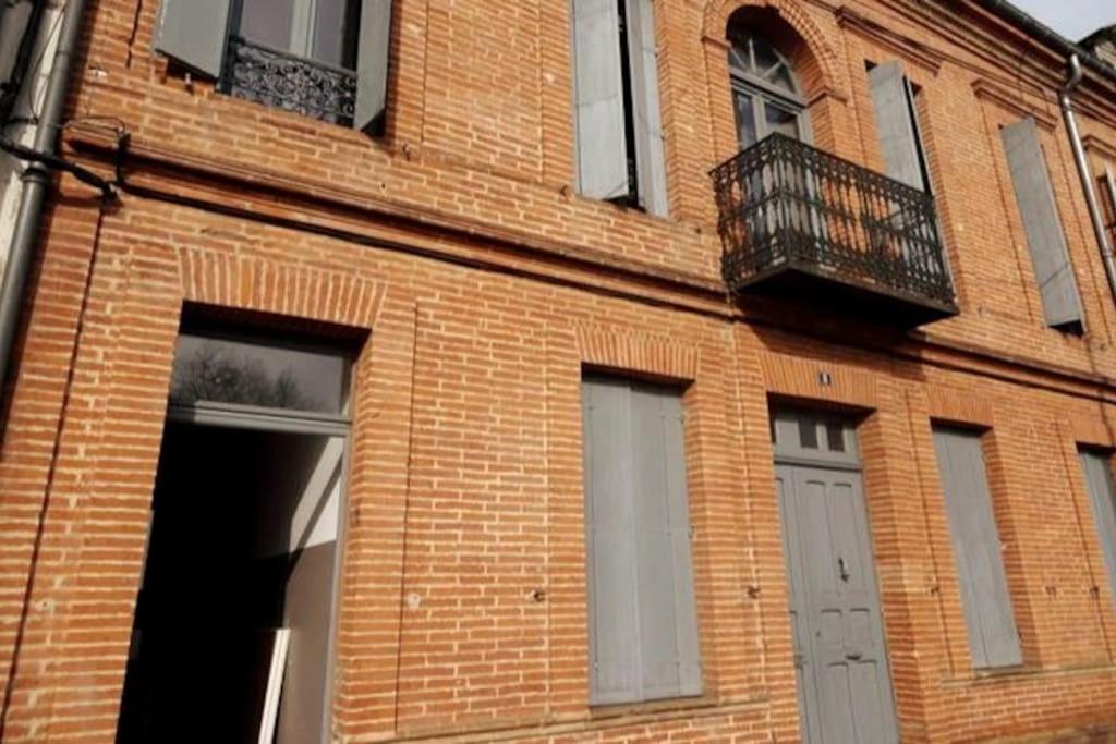 Le Cours Foucault - 3 Appartements - 8 Couchages Монтобан Екстер'єр фото
